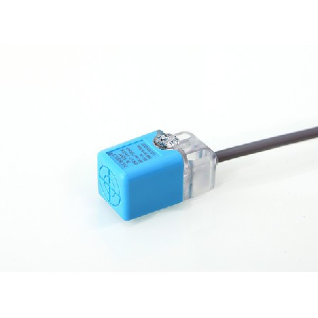 Square proximity switch B-05N B-05ND